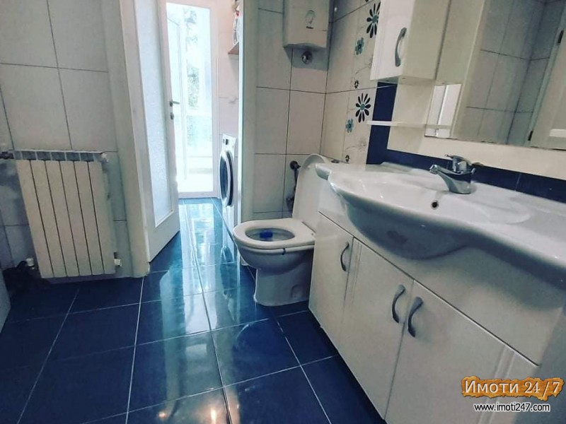 Се продава стан 82 м2 во нас  Аеродром