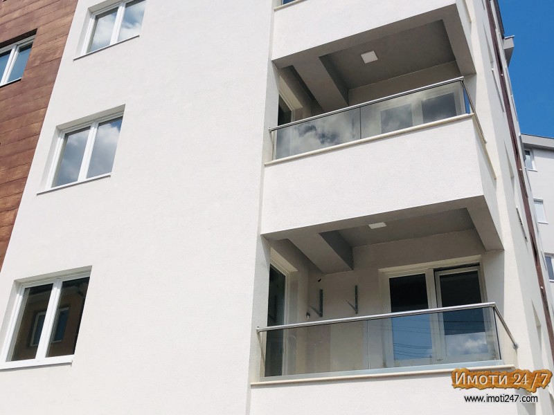 SE IZDAVA PRAZEN STAN KARSI KLINICKI CENTAR