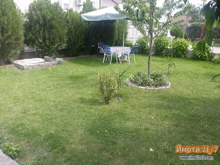 Се продава куќа во Ченто 