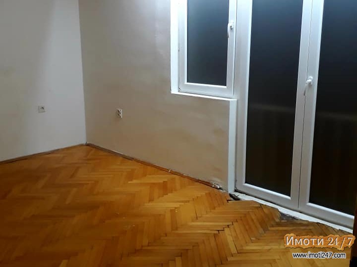 Се продава стан во Аеродром