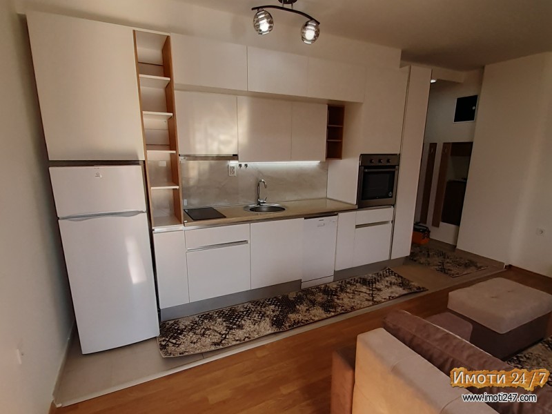 NOV STAN KOMPLETNO OPREMEN NA MIRNA LOKACIJA A SAMO 1KM OD CENTAR