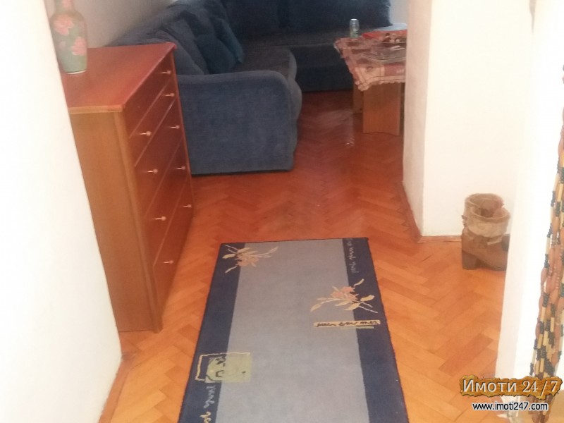 Se izdava namesten stan
