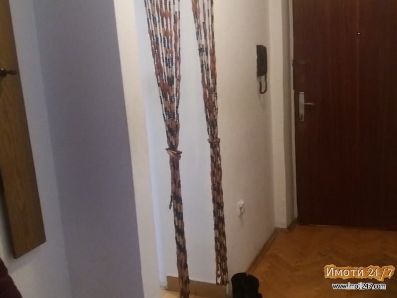 Se izdava namesten stan