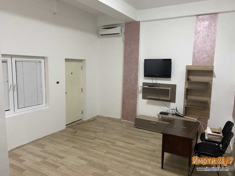 СЕ ИЗДАВА СТАНБЕНО ДЕЛОВЕН ПРОСТОР ВО НОВО ЛИДИЧЕ