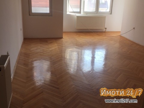 Se iznajmuva stan vo Debar Maalo na odlicna lokacija