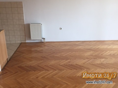 Se iznajmuva stan vo Debar Maalo na odlicna lokacija