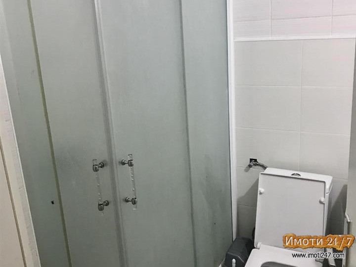 Se izdava stan vo Centar hitno