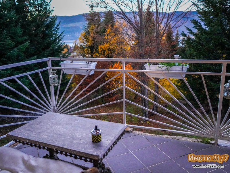 SE IZDAVA VIKENDICKA VO LEUNOVO-MAVROVO