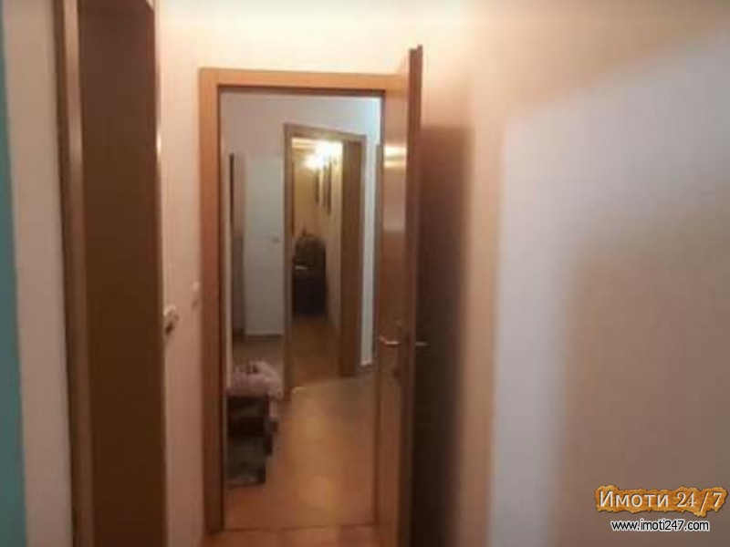 Se prodava stan vo Ohrid