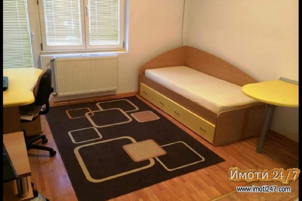 Se izdava stan vo Centar 