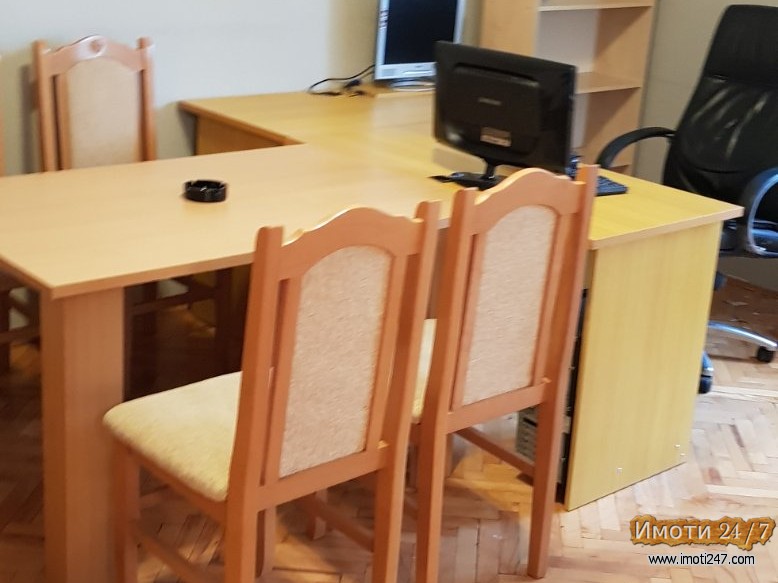 Издавам стан кај три бисери