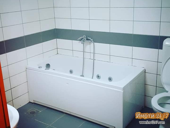 Се издава стан во центар