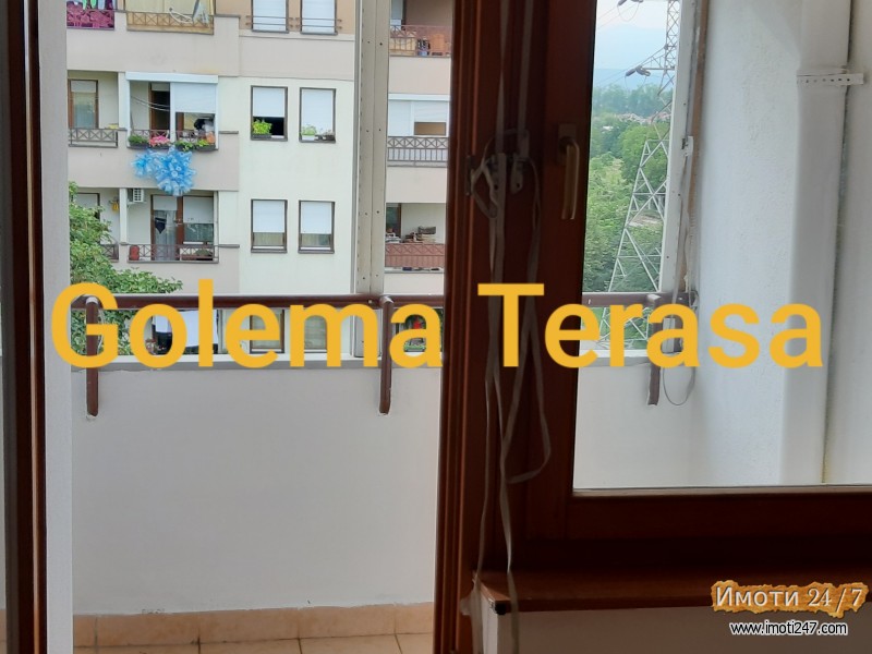 SE PRODAVA EXTRA STAN VO BUTEL