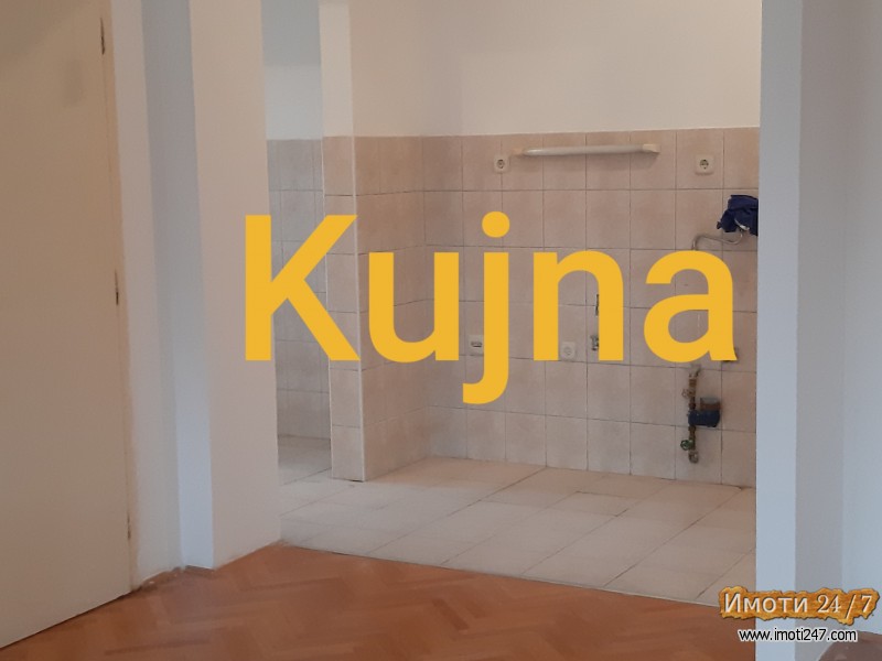 SE PRODAVA EXTRA STAN VO BUTEL