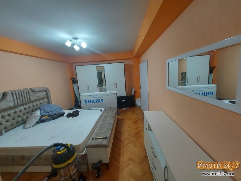 Se prodava stan na bul A Makedonski vo Radovis