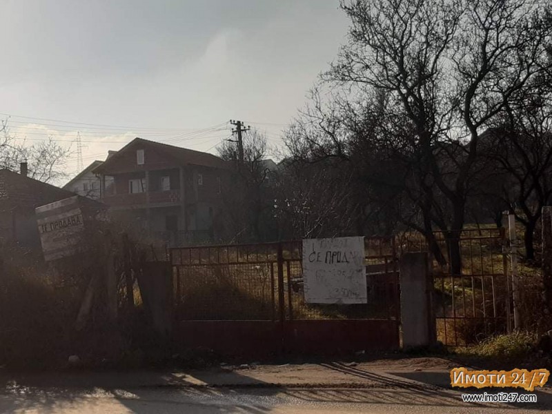 Плац во Волково