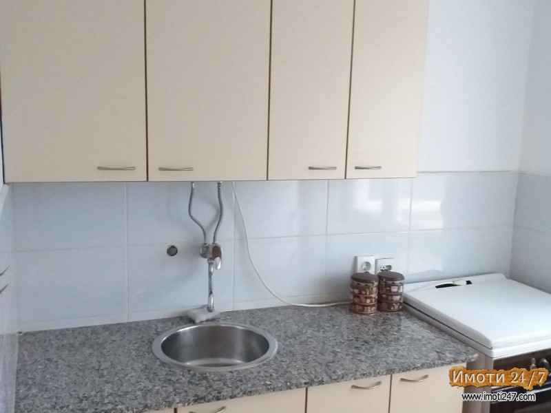 Se izdava stan od 48 m2 vo Karpos3