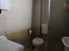 SE IZDAVA STAN BLIZU UNIVERZALNA SALA