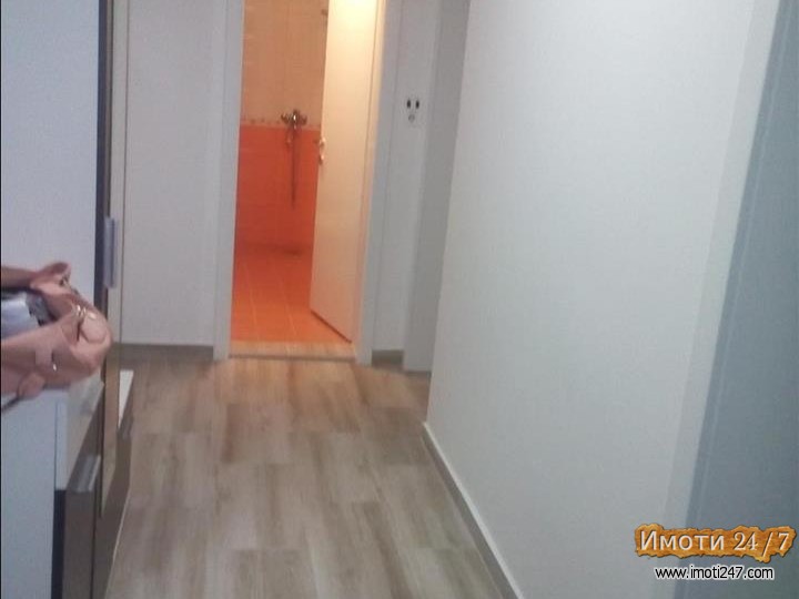 Izdavam stan vo Karpos 1