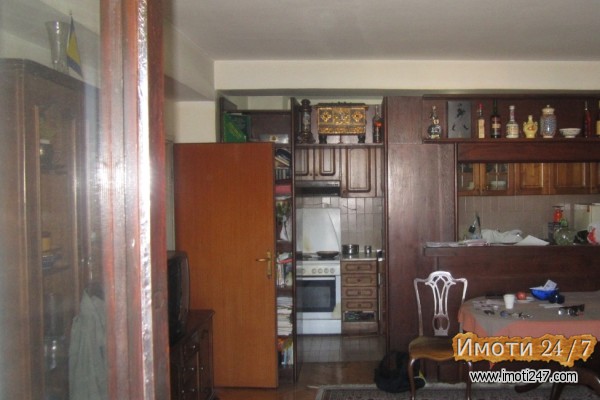 Продажба - 88м2 + 7м2 - Стан Буњаковец Центар