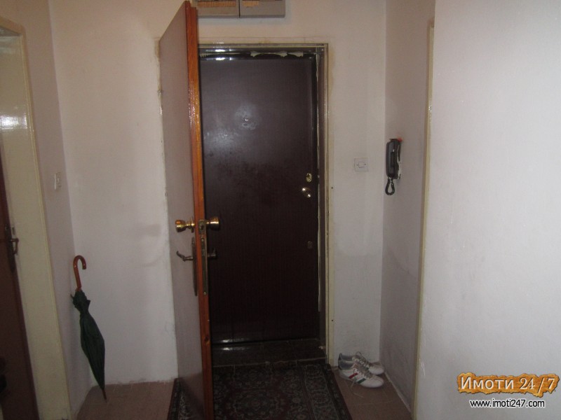 Продажба - 88м2 + 7м2 - Стан Буњаковец Центар