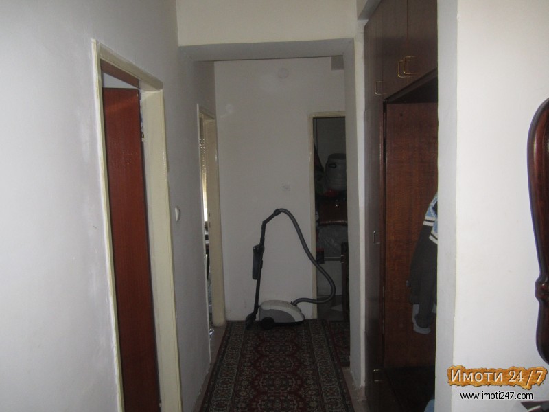 Продажба - 88м2 + 7м2 - Стан Буњаковец Центар