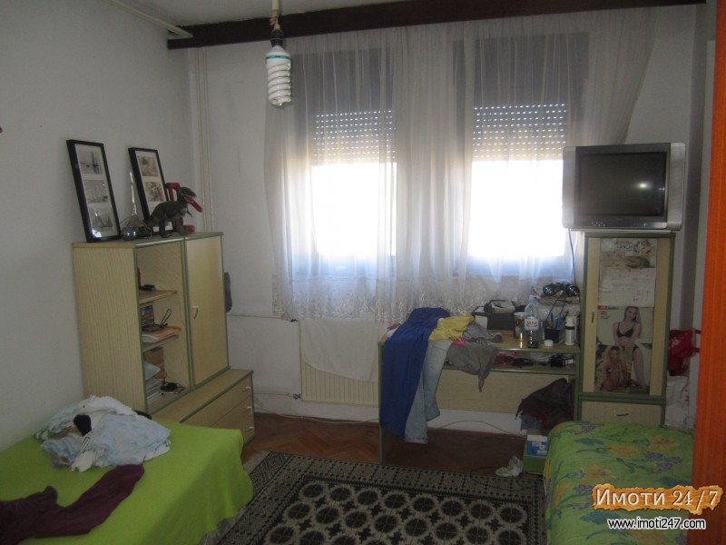 Продажба - 88м2 + 7м2 - Стан Буњаковец Центар