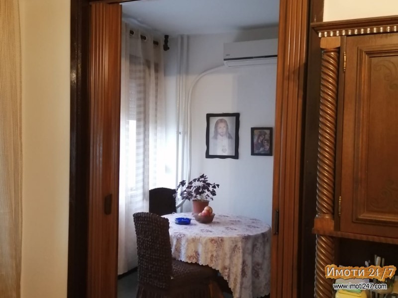 Prodavam stan vo Kisela Voda