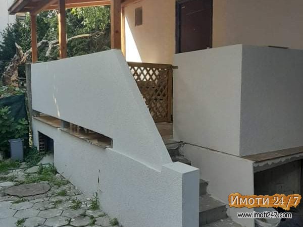 se prodava kukja vo kisela voda