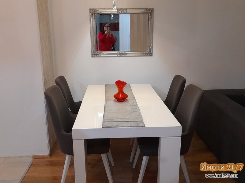 Se izdava luksuzen stan vo centar Skopje