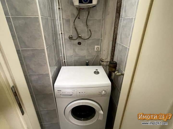 Se prodava stan vo Rasadnik