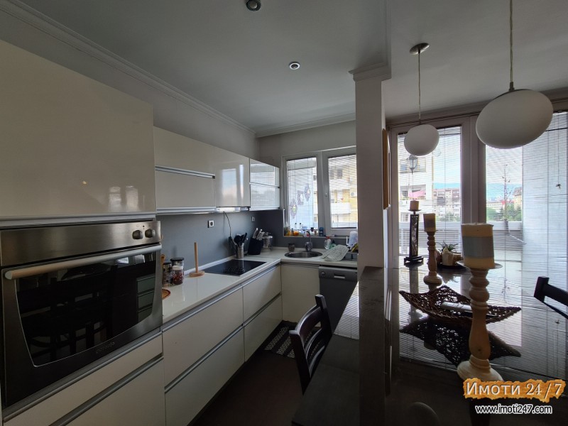 СЕ ПРОДАВА СТАН ВО АЕРОДРОМ КАЈ НОВА ЖЕЛЕЗНИЧКА