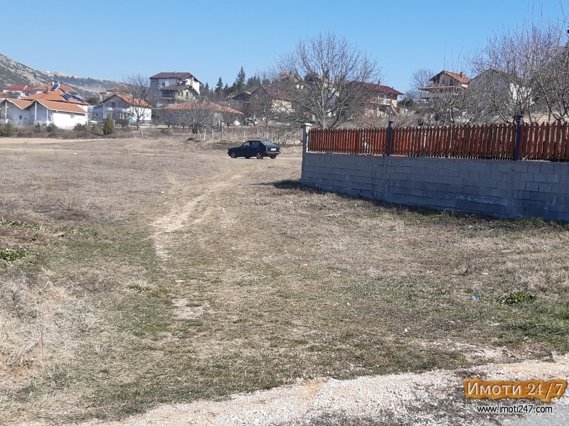 Se prodava plac vo Sopiste 1100 m2