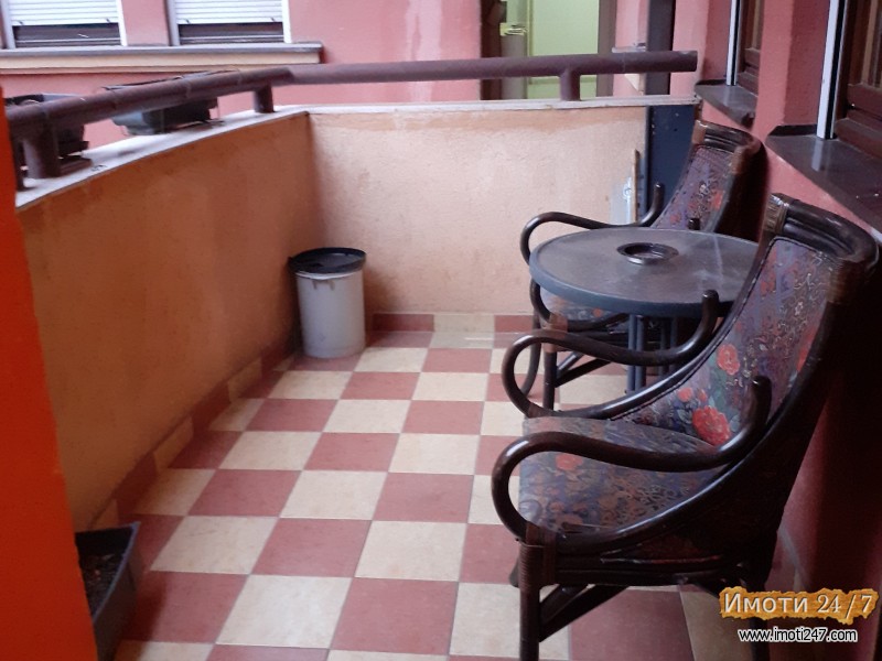 Се издава стан во Центар