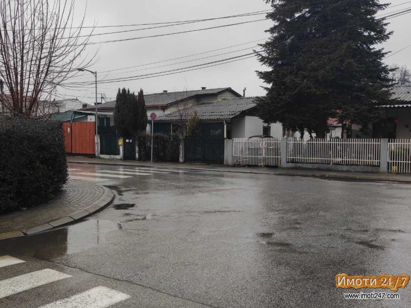 Се продава барака во населба Лисиче