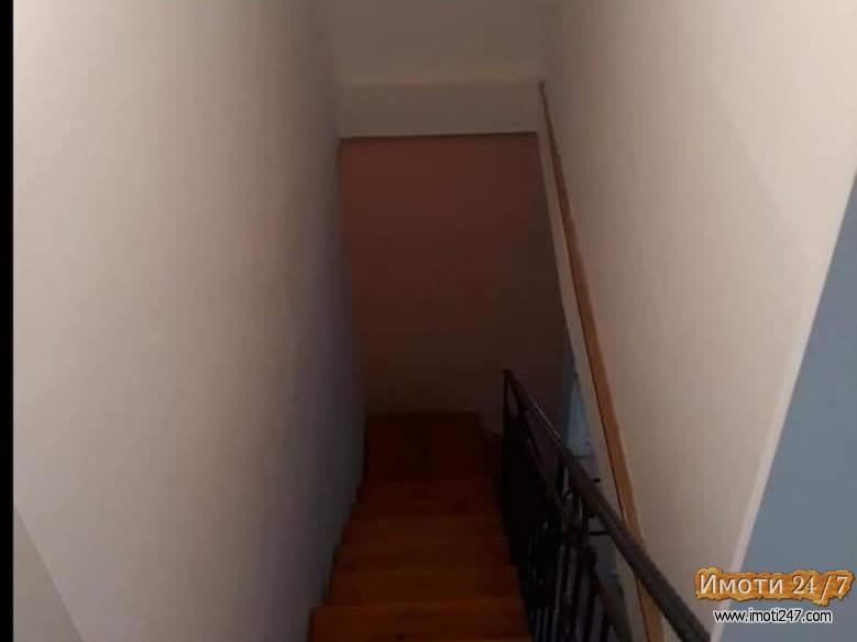 Se prodava stan vo Karpos 1