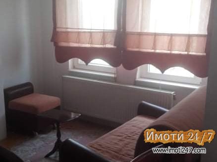 Izdavam dvosoben stan