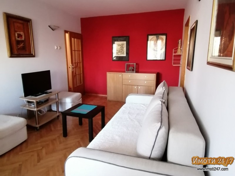 Izdavam stan vo karposh