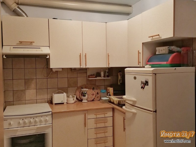 Izdavam stan vo karposh