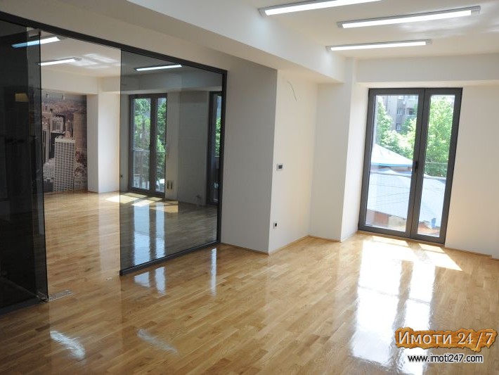 Се издава ЕКСКЛУЗИВЕН ДЕЛОВЕН ПРОСТОР