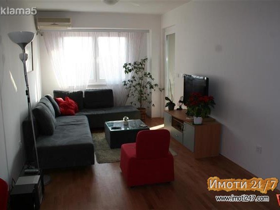 Izdavam stan vo aerodrom vo ELENA LUKA HOME