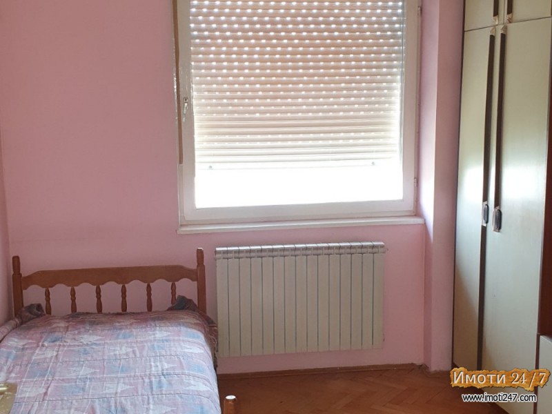 Prodavam stan -trosoben proširen vo Novo Lisiče