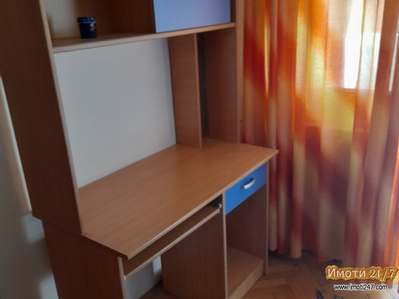 Se izdava namesten stan