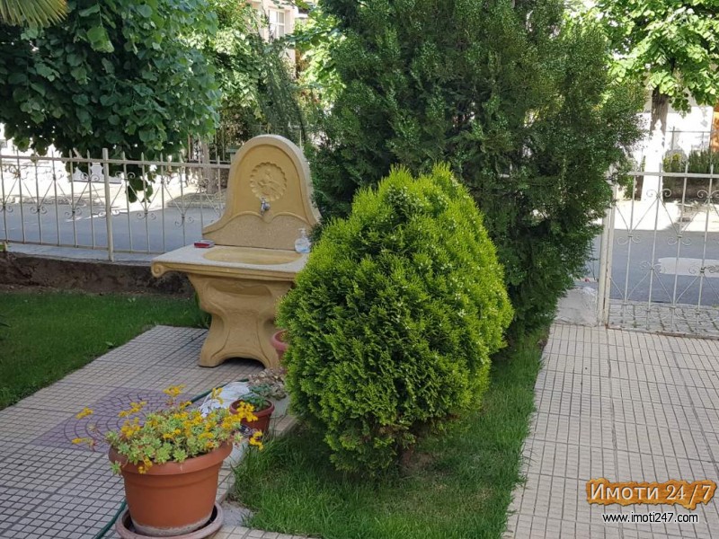 Se prodava celosno namestenarenovirana kuka vo Strumica