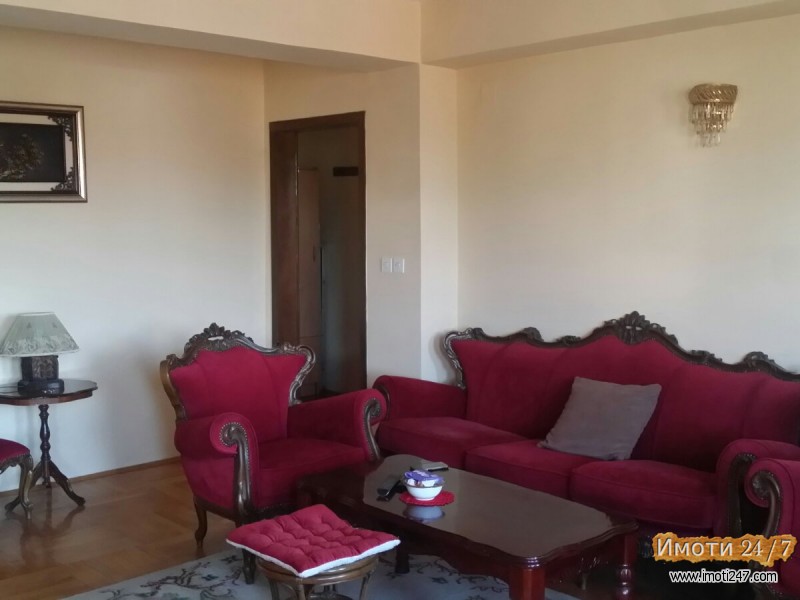 Продажба на трособен стан во Кисела Вода - 71 м2