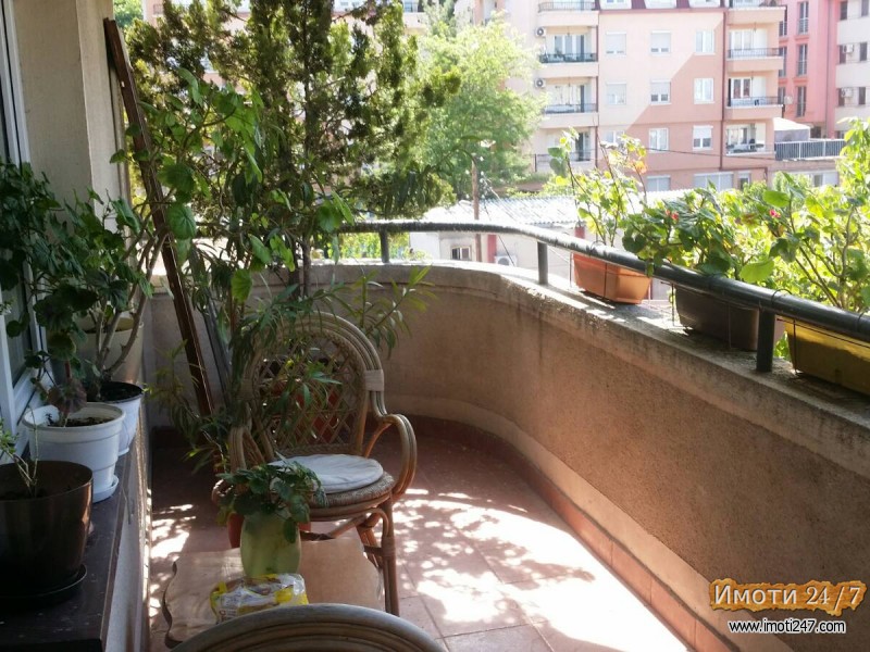 Продажба на трособен стан во Кисела Вода - 71 м2