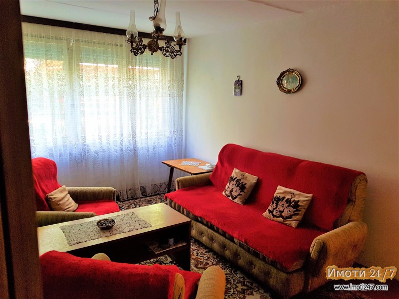 Prodavam stan vo Cento 53m2 so podrum 26 000 EUR