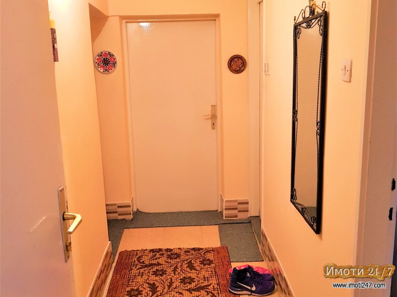 Prodavam stan vo Cento 53m2 so podrum 26 000 EUR