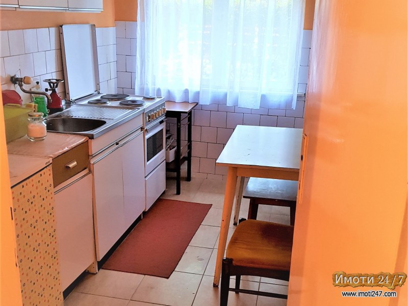 Prodavam stan vo Cento 53m2 so podrum 26 000 EUR