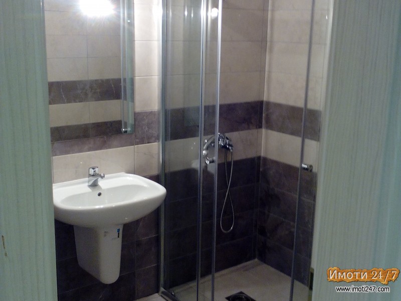 Се изнајмува деловен простор